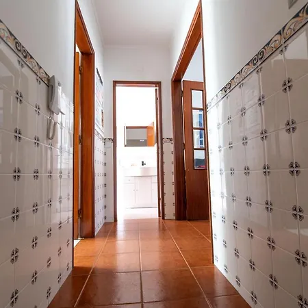 Villa Bayview A Sua Casa à Beira Mar - 20 Mt Da E Da Famosa Bola Nivea Nazaré