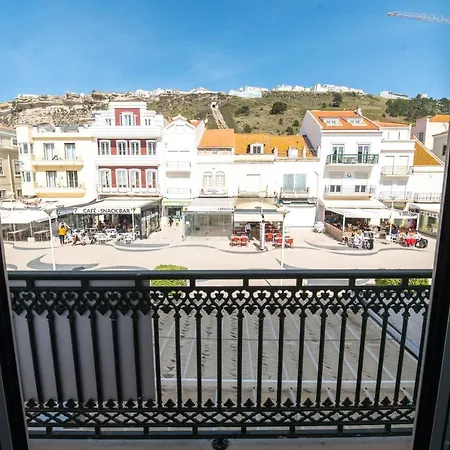 Villa Bayview A Sua Casa à Beira Mar - 20 Mt Da E Da Famosa Bola Nivea *