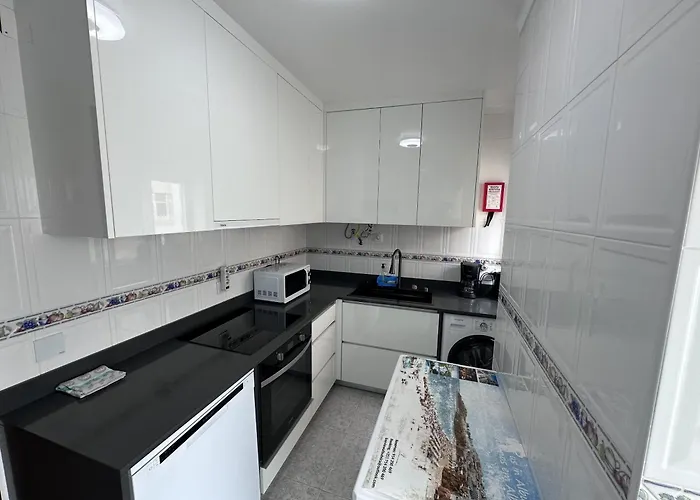 Bayview A Sua Casa à Beira Mar - 20 Mt Da E Da Famosa Bola Nivea Nazaré